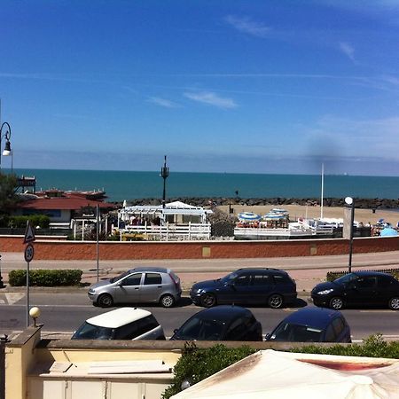 Rosa Dei Venti Hotel Fiumicino Buitenkant foto