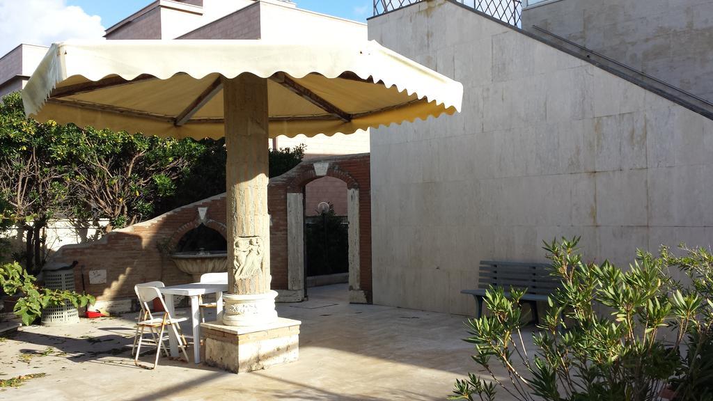Rosa Dei Venti Hotel Fiumicino Buitenkant foto