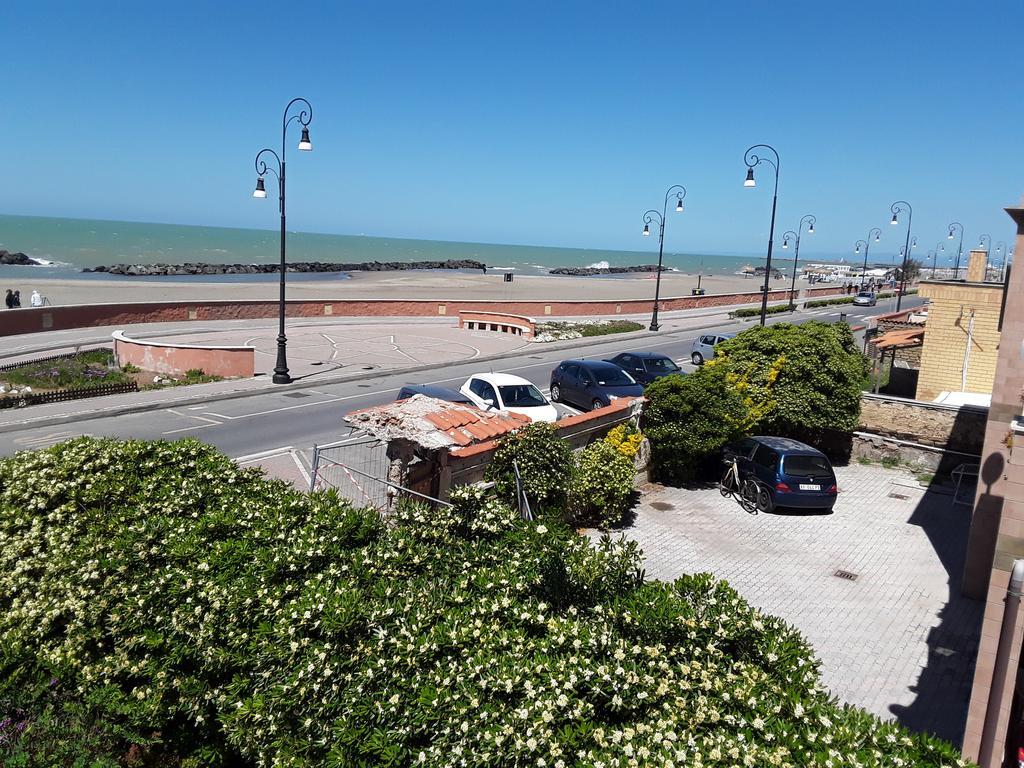 Rosa Dei Venti Hotel Fiumicino Buitenkant foto